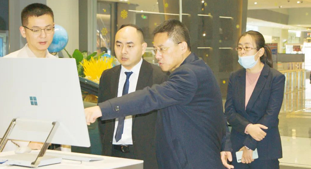 聚焦| 潤華集團總裁任鶴年到濟南天之奧視察工作